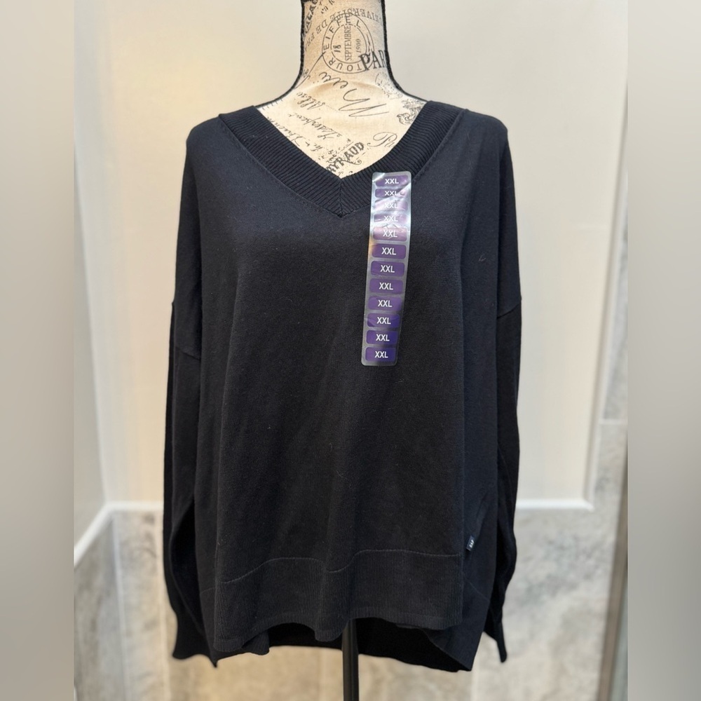 GAP Lightweight Black V-Neck Sweater XXL